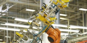 The Rise of Robotics in US Manufacturing: Opportunities and Challenges in the US - Cover Image